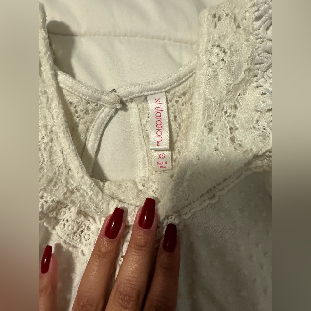 Xsmall white top - Picture 2 of 3
